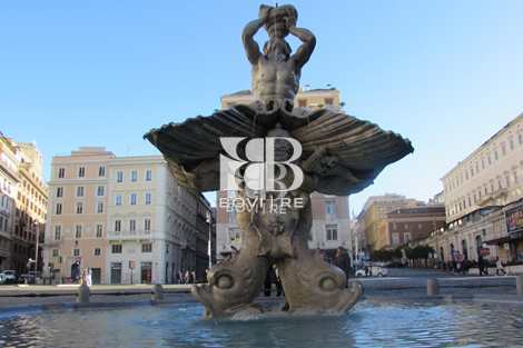 Locale commerciale in affitto  Centro Storico Barberini